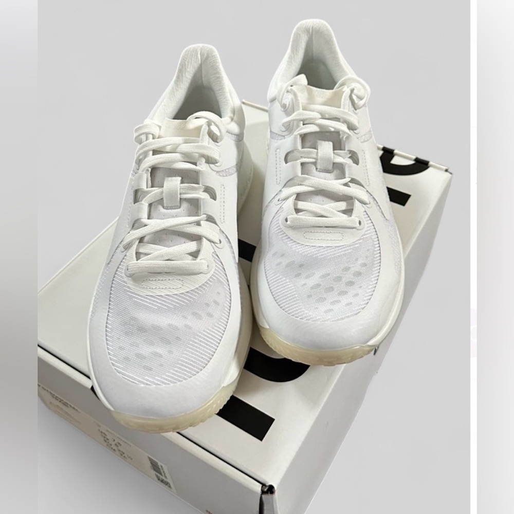 Lululemon-Women's Strong feel Training Shoe white size 7.5 NEW - Picture 6 of 12